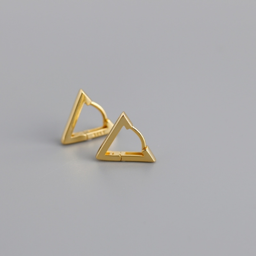 NEW Hollow triangle earrings | 18k Gold plated